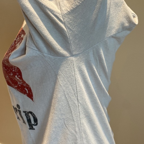 “let ‘er rip” Yellowstone Rip Short Sleeve T-Shirt size Medium - Picture 5 of 9